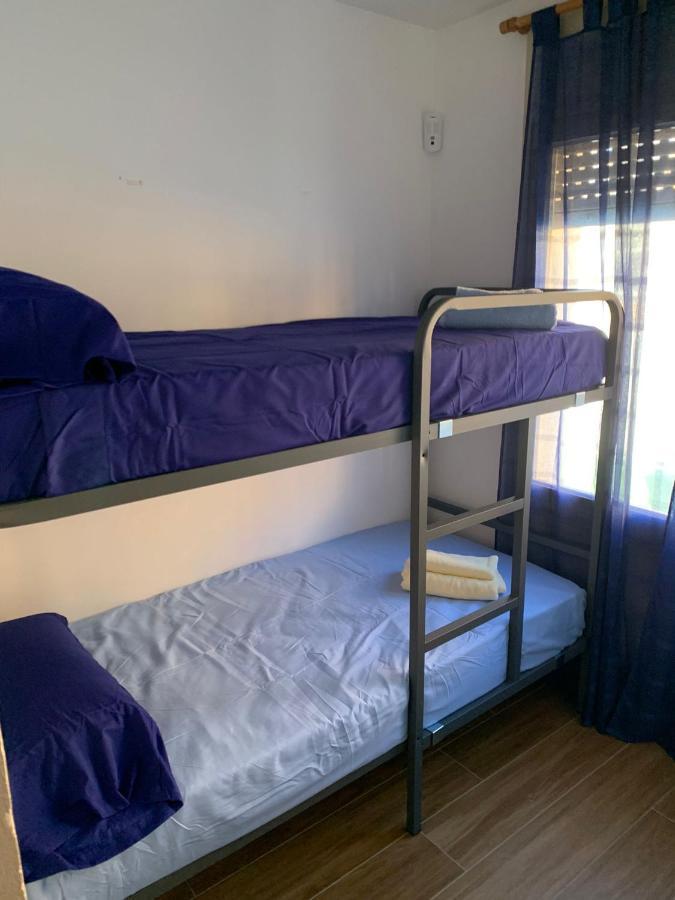 Cosy Apartment In L Escala, 7 Mins Walk To The Closest Beach, Riells L' Escala Bagian luar foto